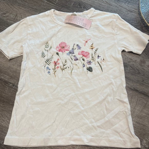 Urban Outfitters Tops - Urban Outfitters- Sz M Top
